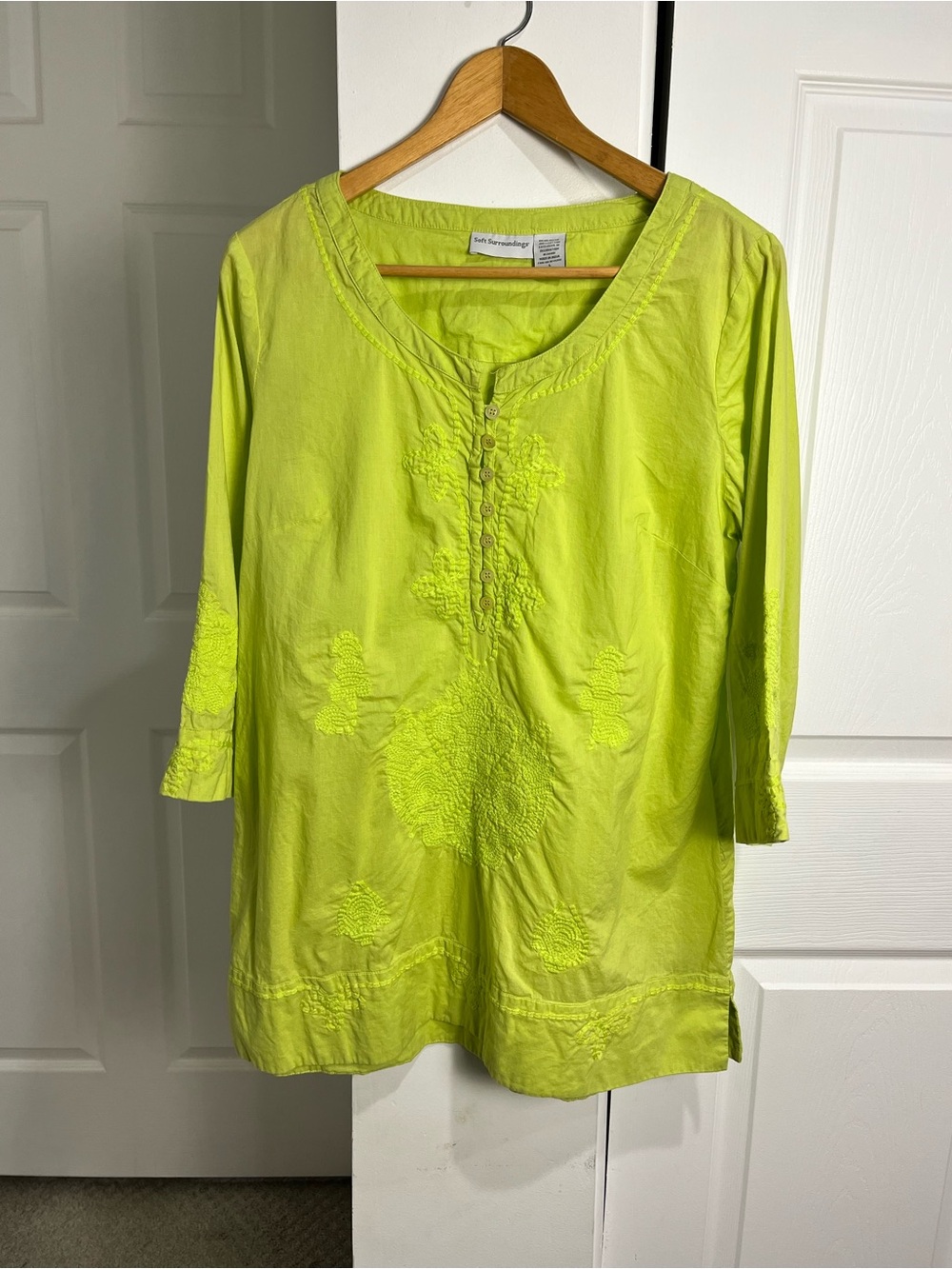 Soft Surroundings Womens Lime Green Embroidered Pullover Tunic Top SZ L Cotton